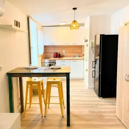 Apartment Cosy - 2 Pers - - Centre - Terrasse - Clim Beziers
