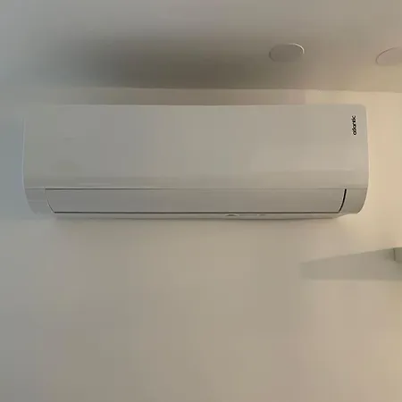 Cosy - 2 Pers - - Centre - Terrasse - Clim Appartement *